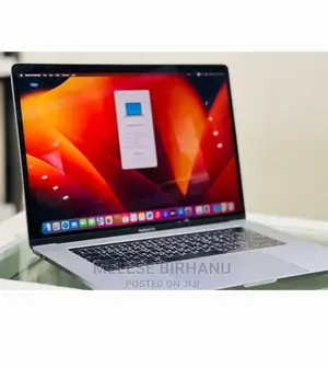 Photo - New Laptop Apple MacBook Pro 2017 16GB Intel Core i7 SSD 512GB