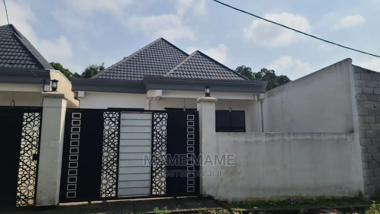 3bdrm Villa in Addis Abeba, Nifas Silk-Lafto for sale