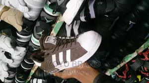 Photo - Orginal Old School Adidas