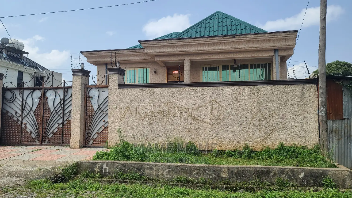 3bdrm Villa in Addis Abeba, Nifas Silk-Lafto for sale