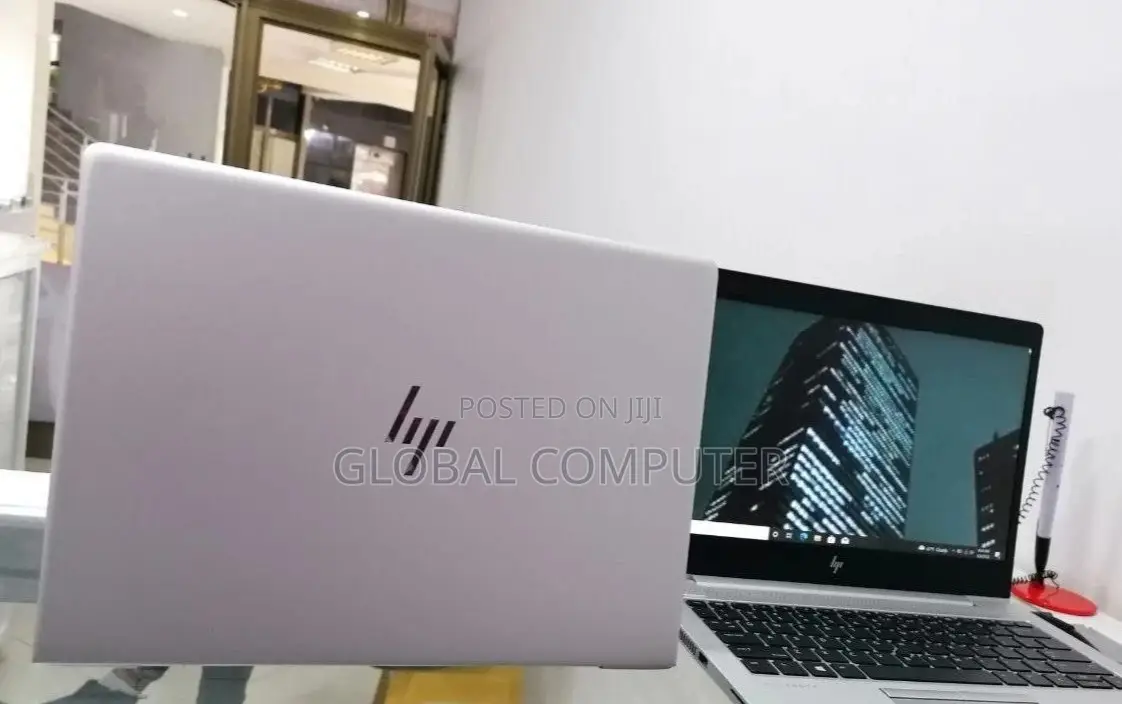 New Laptop HP EliteBook 830 G5 8GB Intel Core I7 SSD 512GB