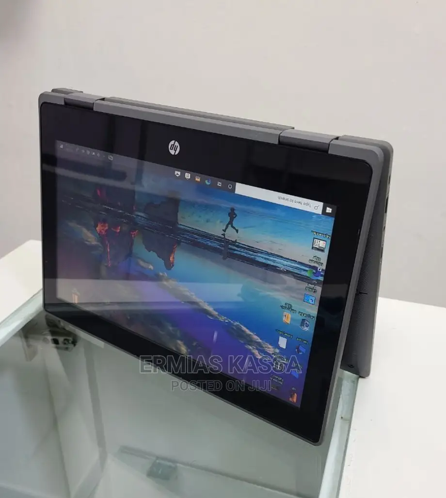 New Laptop HP X360 310 G2 8GB Intel Core I3 SSD 256GB