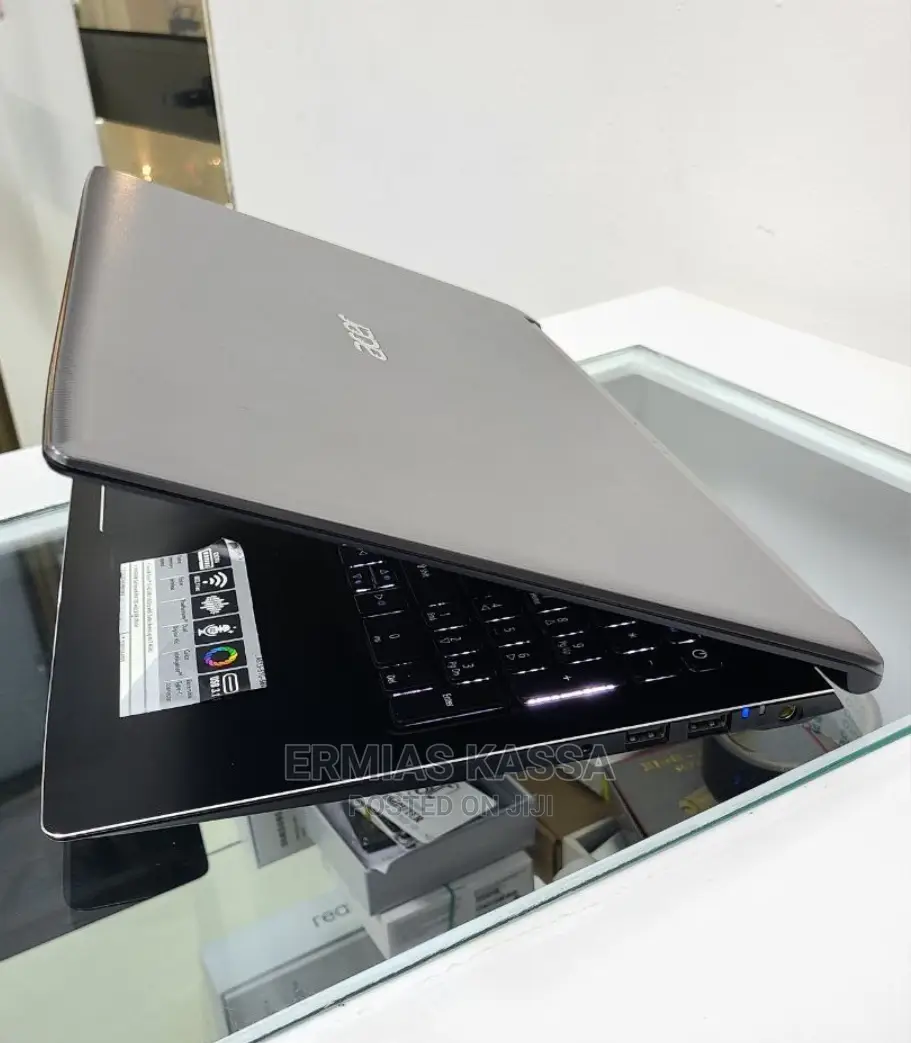 New Laptop Acer Aspire 1 A114-31 8GB Intel Core I5 HDD+SSD 1.5T