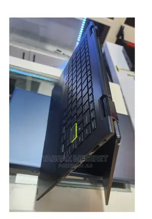 New Laptop Asus 16GB AMD Ryzen 7 SSD 512GB