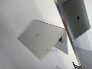 New Laptop Apple MacBook Pro 2019 16GB Intel Core I9 SSD 1T