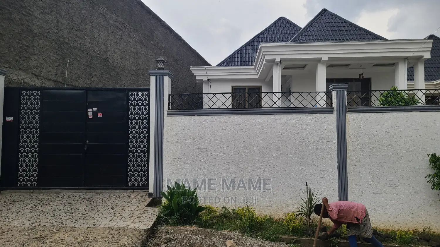 3bdrm Villa in Addis Abeba, Bole for sale