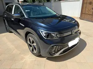 Volkswagen ID.6 2022 Blue