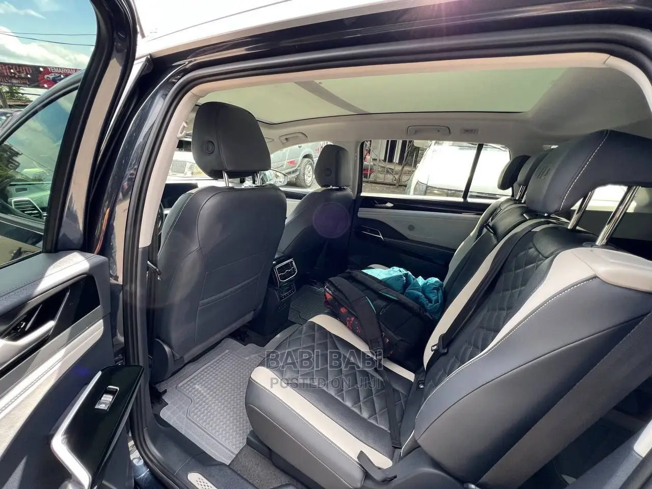 Volkswagen ID.6 2022 Blue