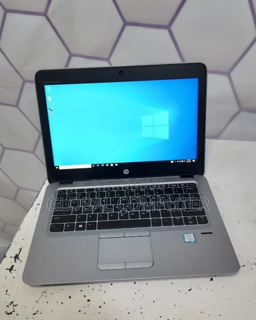 New Laptop HP EliteBook 820 G3 8GB Intel Core I7 SSD 256GB