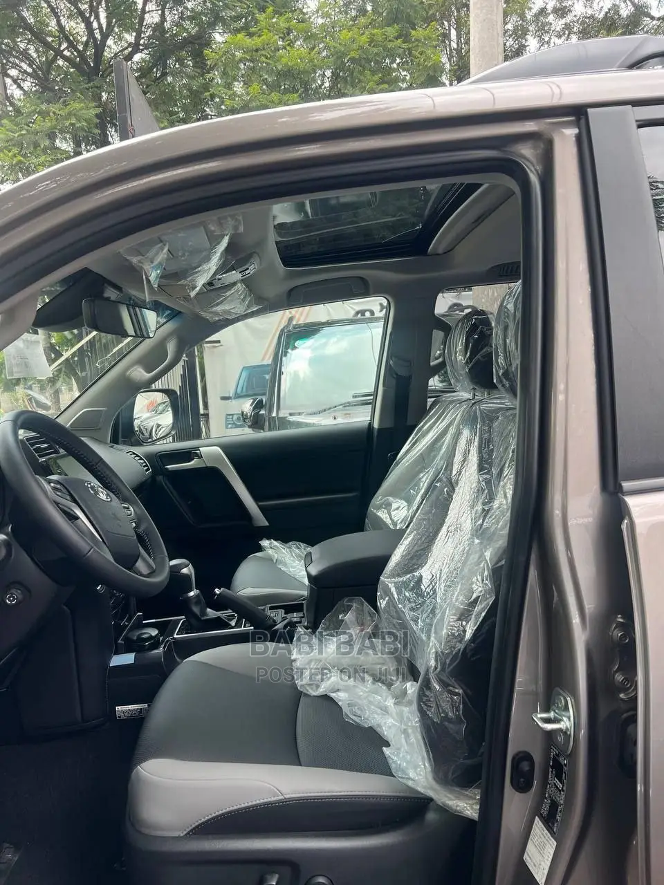 New Toyota Land Cruiser 2023 Gold