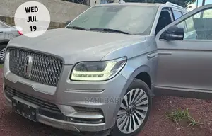 New Lincoln Navigator 2023 Silver