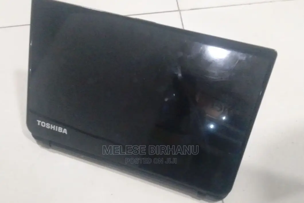 New Laptop Toshiba 8GB Intel Core I7 SSD 256GB