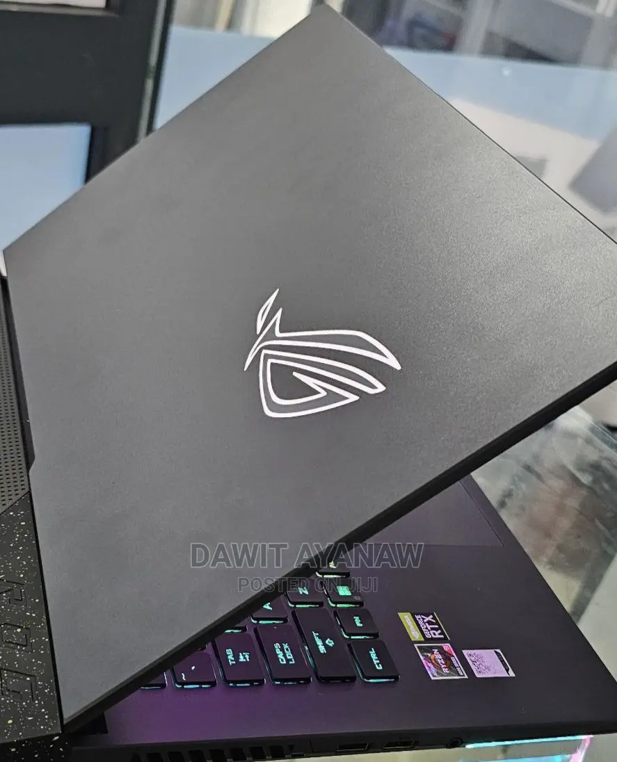 New Laptop Asus ROG Strix G15 16GB AMD Ryzen 9 SSD 1T