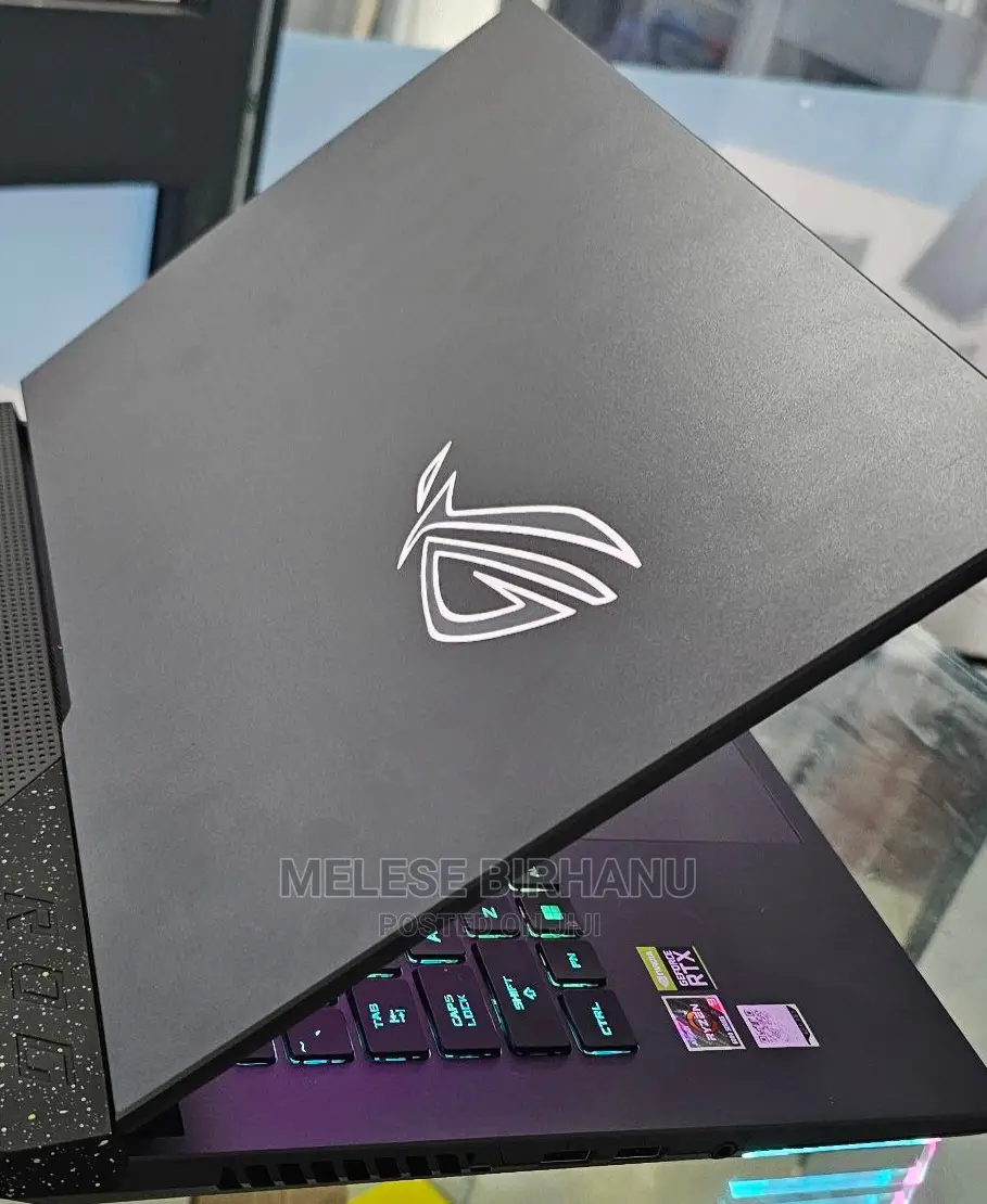 New Laptop Asus 16GB AMD Ryzen 9 SSD 1T