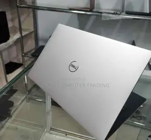 New Laptop Dell XPS 15 8GB Intel Core I5 SSD 512GB