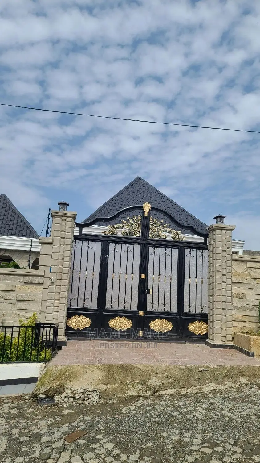 4bdrm Villa in Addis Abeba, Bole for sale