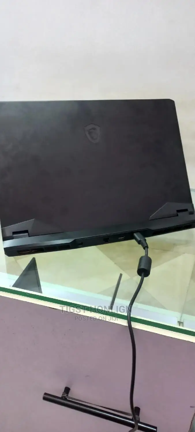 New Laptop MSI GF63 16GB Intel Core I7 SSD 1T