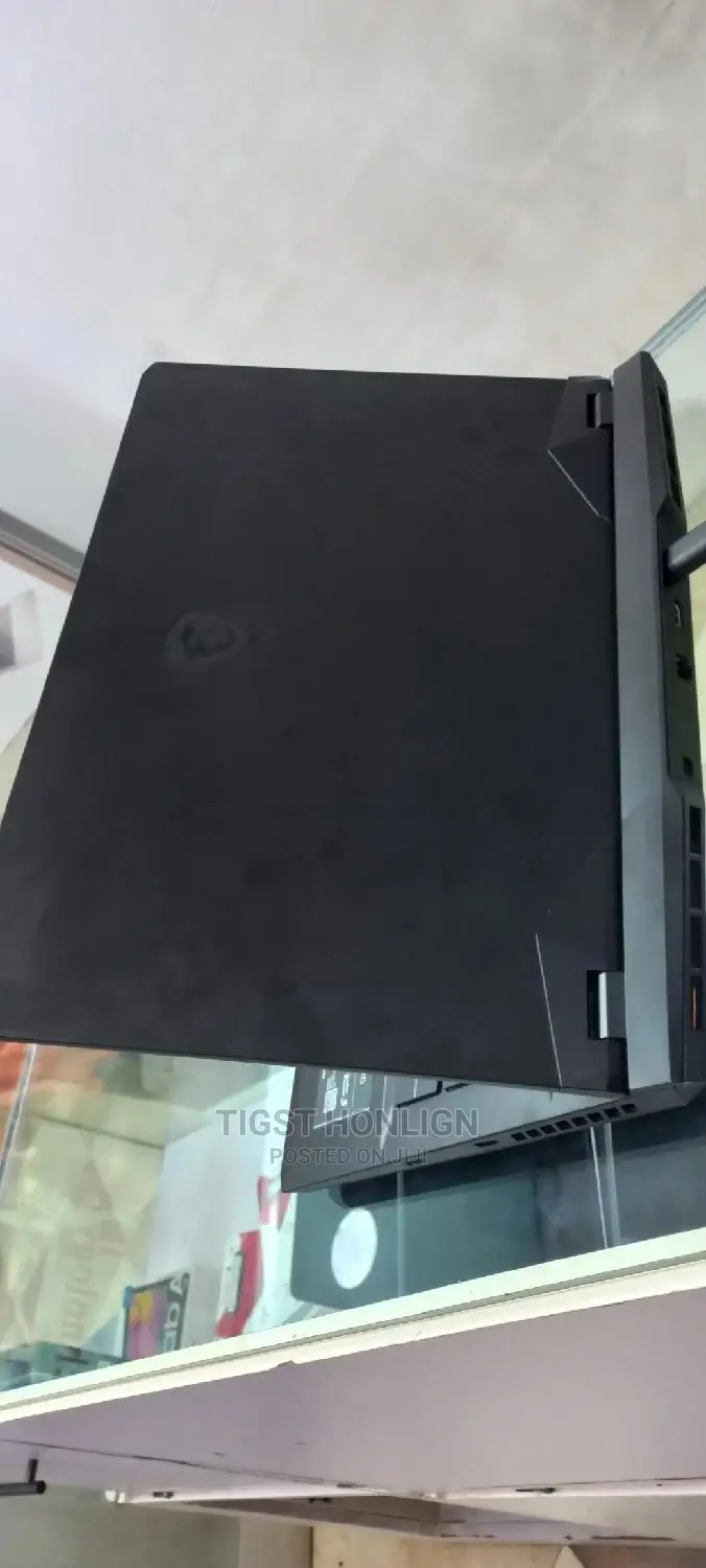 New Laptop MSI GF63 16GB Intel Core I7 SSD 1T