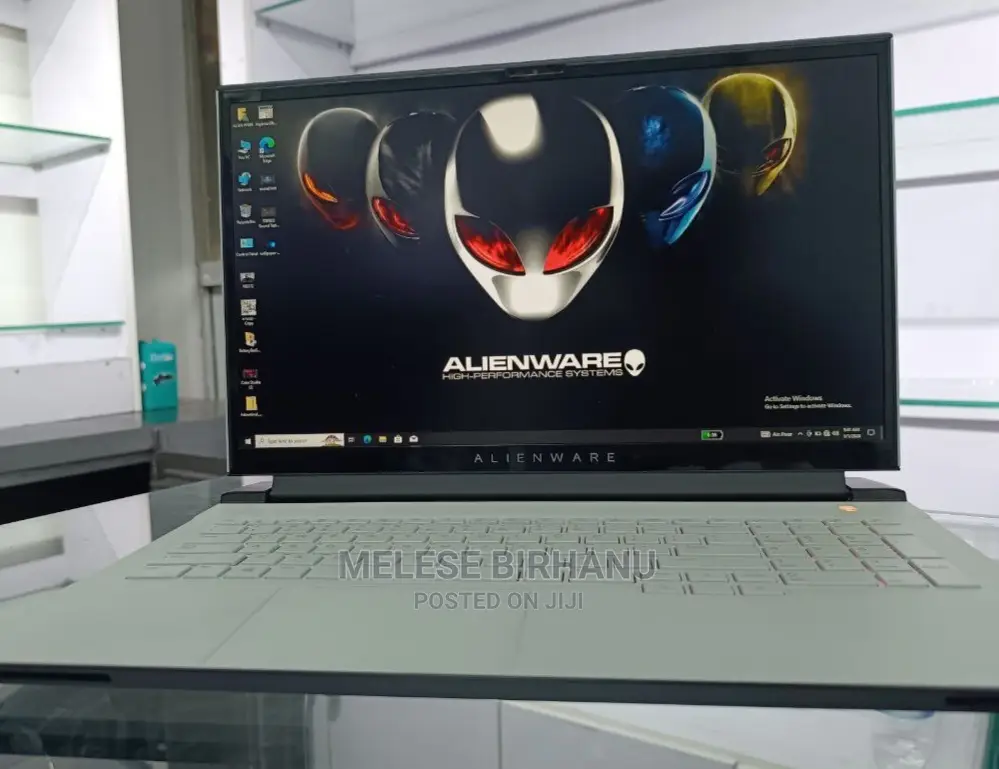 New Laptop Alienware M17x R2 32GB Intel Core i7 SSD 1.5T
