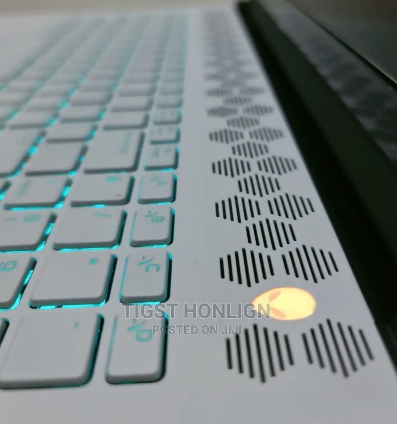 New Laptop Alienware Area-51m 32GB Intel Core I7 SSD 1T