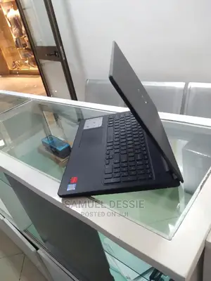 New Laptop Dell Inspiron 15 8GB Intel Core I5 HDD 1T