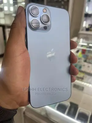 Photo - Apple iPhone 13 Pro Max 256 GB Blue