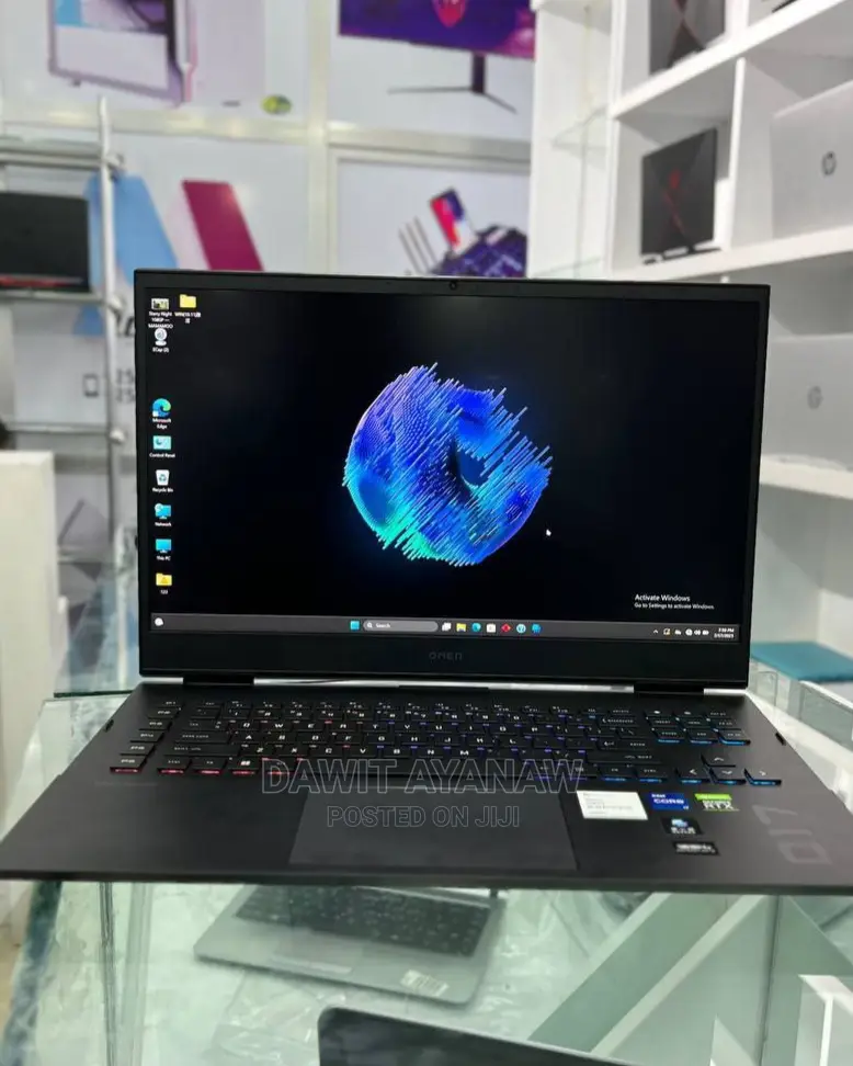 New Laptop HP Omen 17 16GB Intel Core I7 SSD 1T