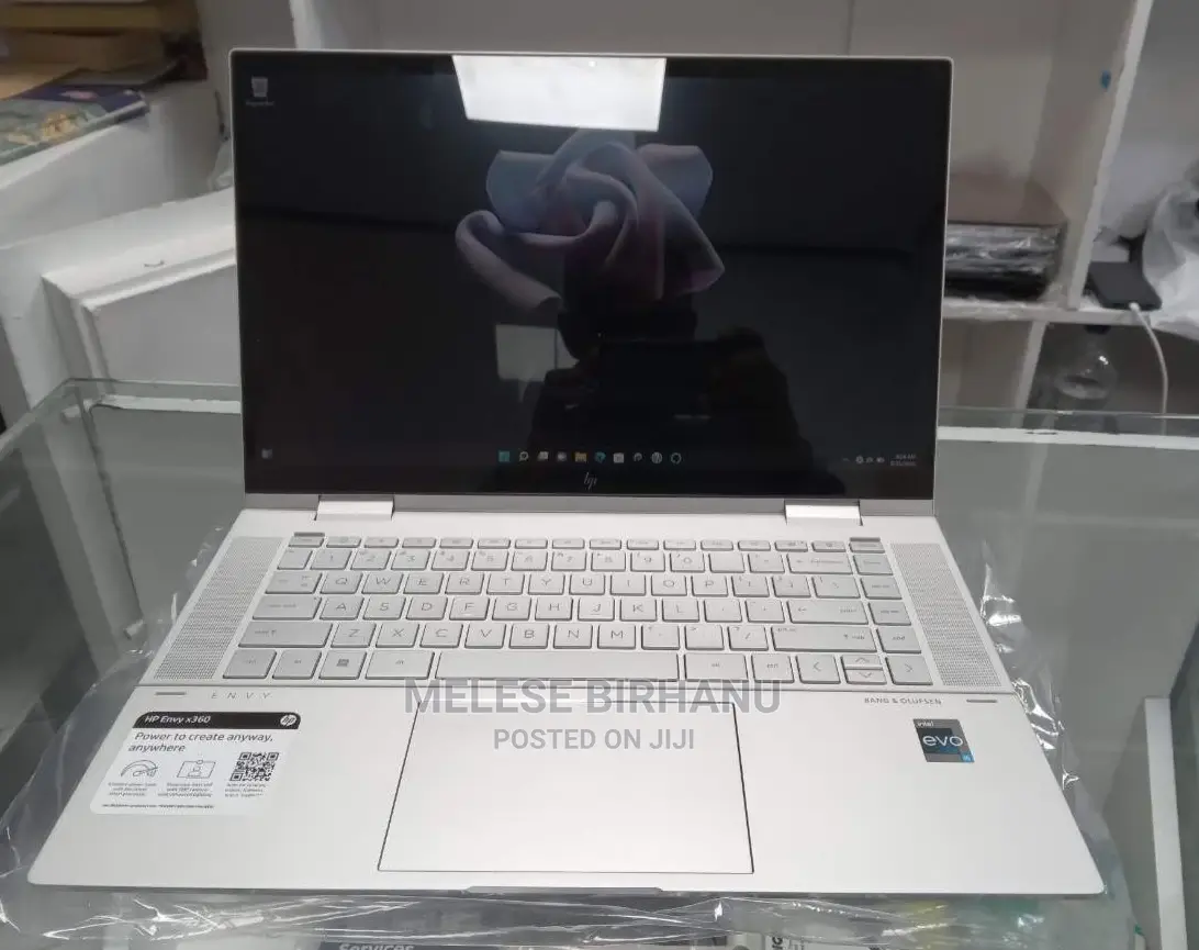 New Laptop HP Envy X360 16GB Intel Core i5 SSD 512GB