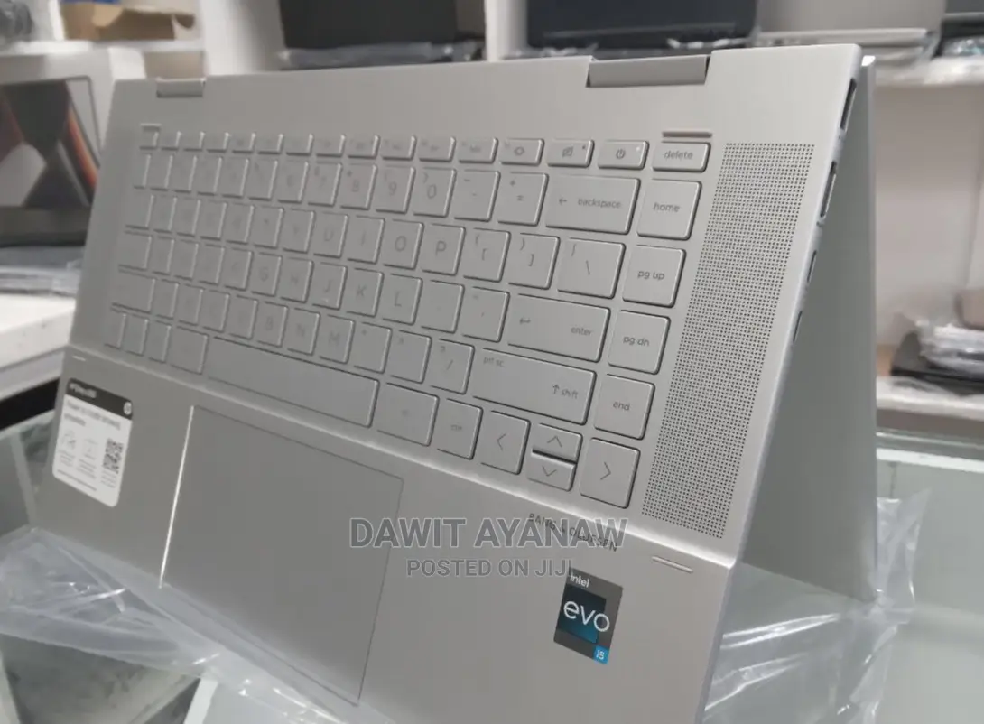 New Laptop HP Envy X360 16GB Intel Core I5 SSD 512GB
