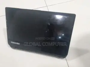 New Laptop Toshiba Satellite C55 8GB Intel Core I7 SSD 256GB