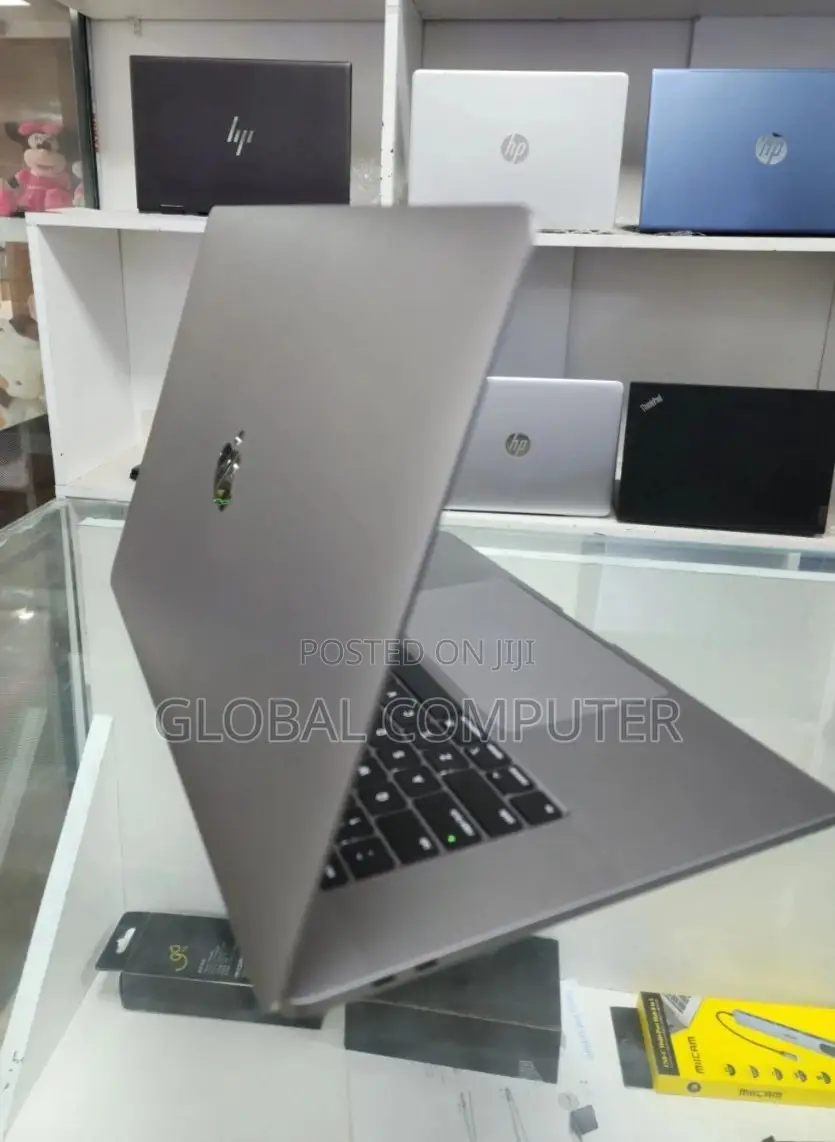 New Laptop Apple MacBook Pro 2019 64GB Intel Core I9 SSD 2T