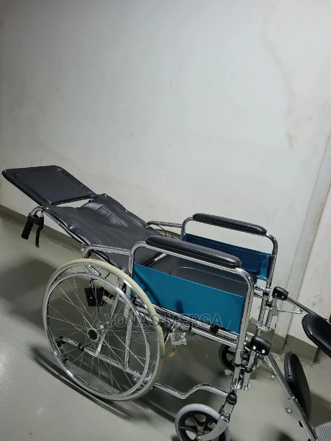Wheelchair Light Weight,Multifunctional, Foldable