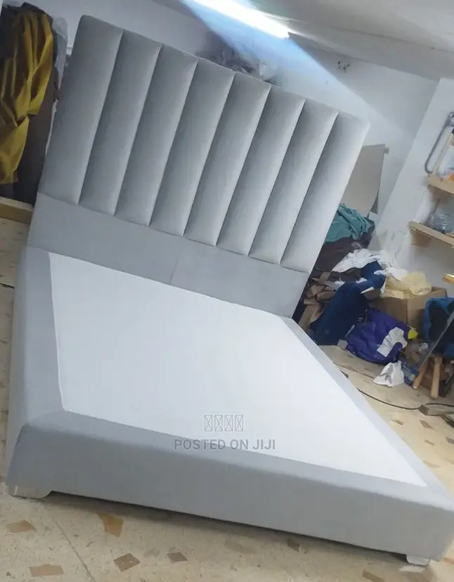 Simp Modern Bed