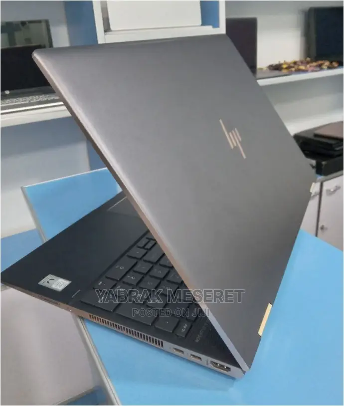 New Laptop HP Spectre X360 12GB Intel Core I7 SSD 512GB