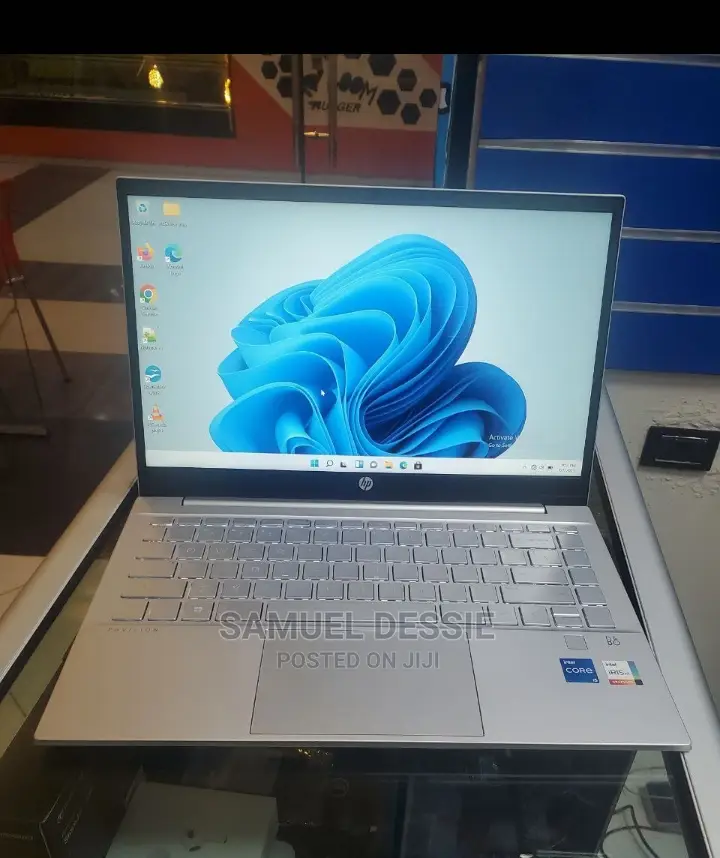 New Laptop HP Pavilion 15 16GB Intel Core I5 SSD 512GB