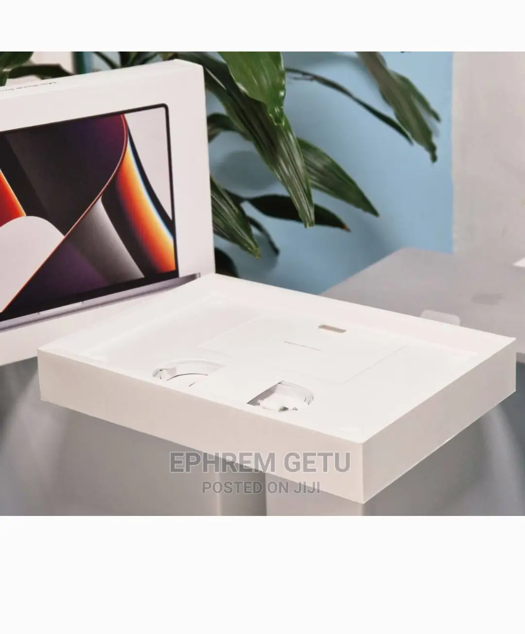 New Laptop Apple MacBook Pro 2021 M1 16GB Apple M1 Pro SSD 512GB