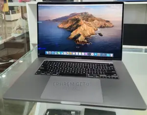 Photo - New Laptop Apple MacBook Pro 2017 16GB Intel Core I7 SSD 512GB