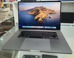 New Laptop Apple MacBook Pro 2017 16GB Intel Core I7 SSD 512GB