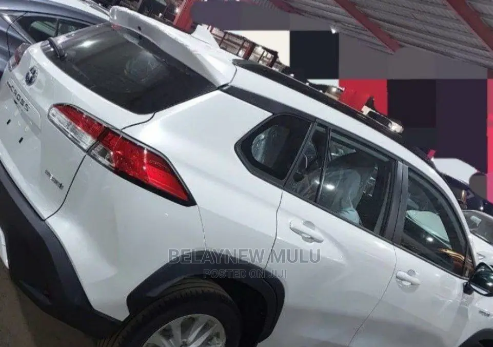 New Toyota Corolla Cross 2022 White