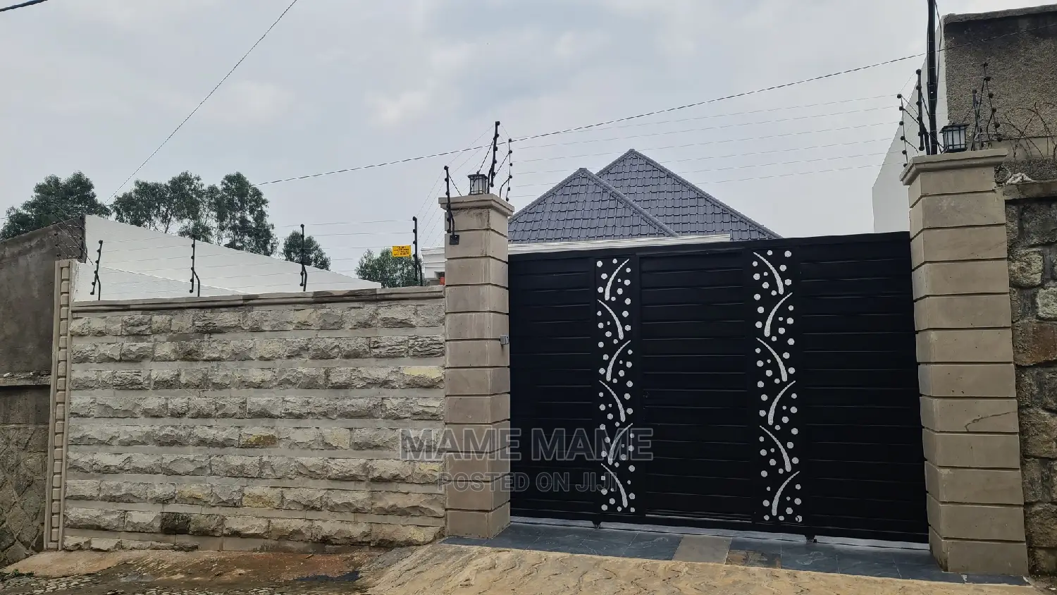 3bdrm Villa in Addis Abeba, Yeka for sale