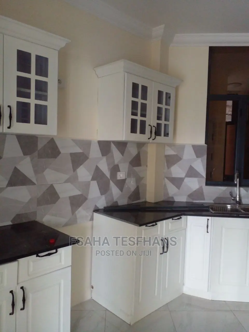 3bdrm Apartment in Sale Fsaha, Yeka for rent