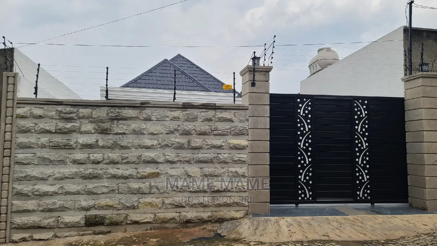 3bdrm Villa in Addis Abeba, Yeka for sale