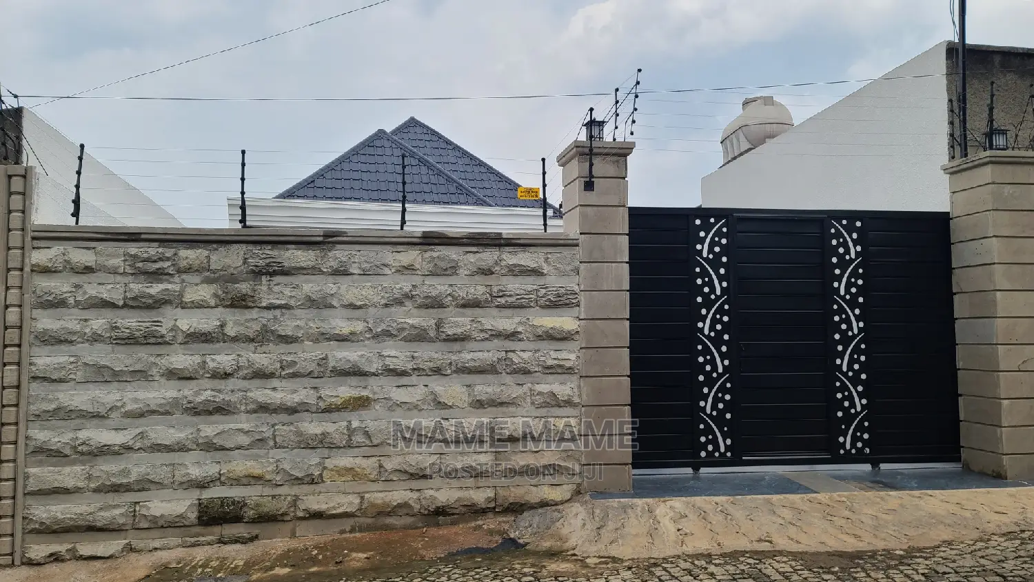3bdrm Villa in Addis Abeba, Yeka for sale