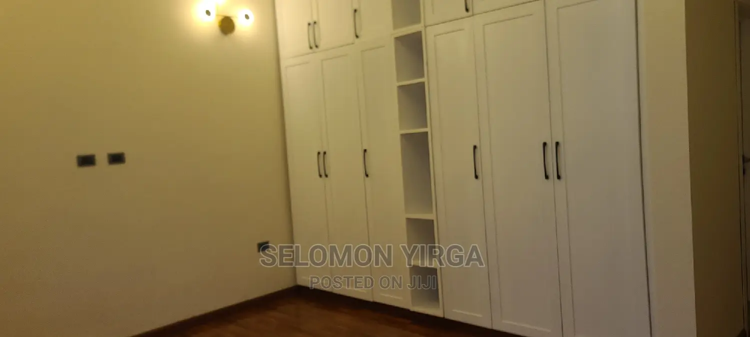 4bdrm Villa in Adids Ababa, Yeka for sale