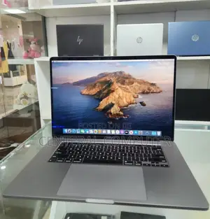 Photo - New Laptop Apple MacBook Pro 2018 16GB Intel Core I7 SSD 512GB