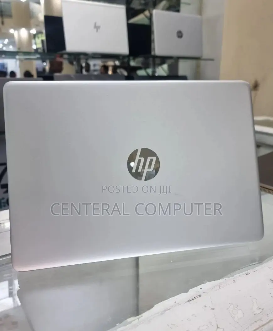 New Laptop HP Stream Notebook 8GB Intel Core I5 SSD 1T