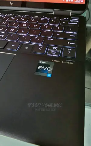 New Laptop HP Spectre 13 16GB Intel Core I7 SSD 1T