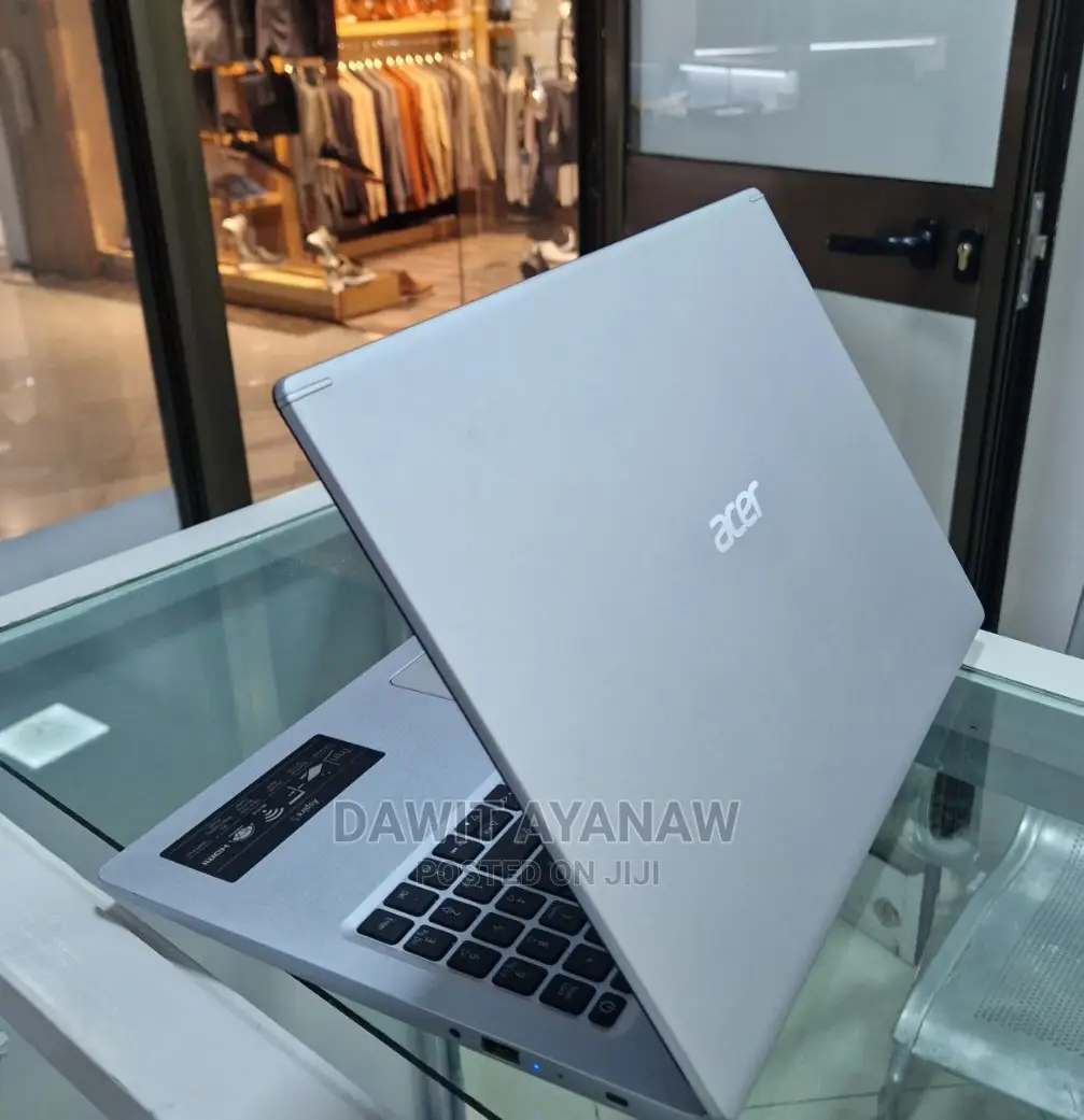 New Laptop Acer Aspire 5 8GB AMD Ryzen 5 SSD 512GB