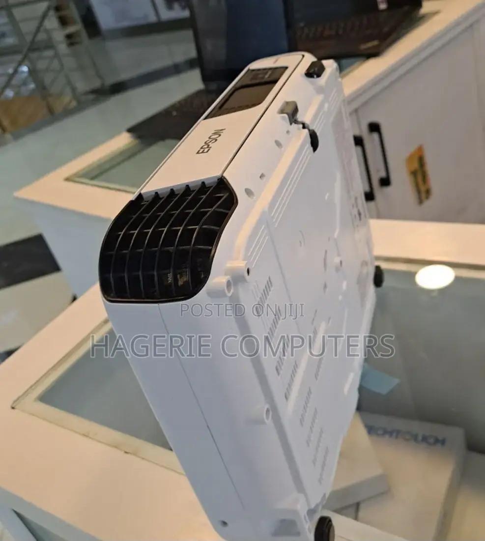 Projector-Model EPSON