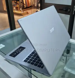 New Laptop Acer Aspire 5000 8GB AMD Ryzen 5 SSD 512GB